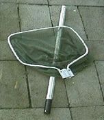 Dip net with detachable handle
